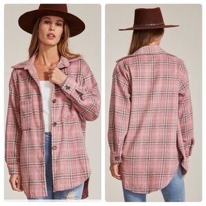 NWT Miss Sparkling mauve multi colored plaid button down shacket hi/low tunic.